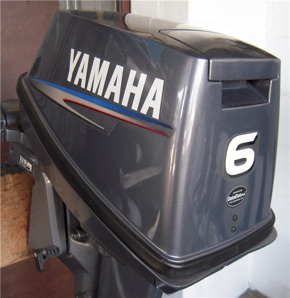 Двухтактный лодочный мотор Ямаха 6